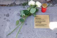 Stein der Erinnerung für Viktor & Franziska Heitler © Injoest/Bernadette Dewald Stein der Erinnerung für Viktor & Franziska Heitler © Injoest/Bernadette Dewald