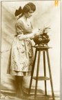 Grete Morgenstern, wearing a Dirndl © Private archive Morgenstern Grete Morgenstern, wearing a Dirndl © Private archive Morgenstern